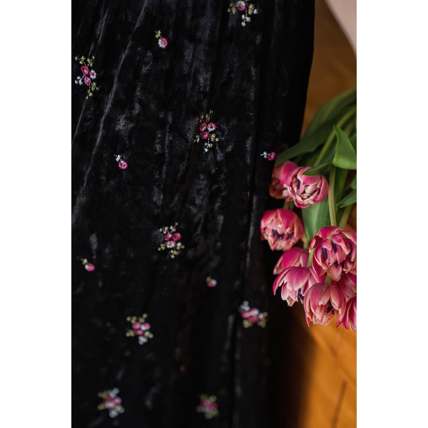 Dark night flower embroidery corset dress