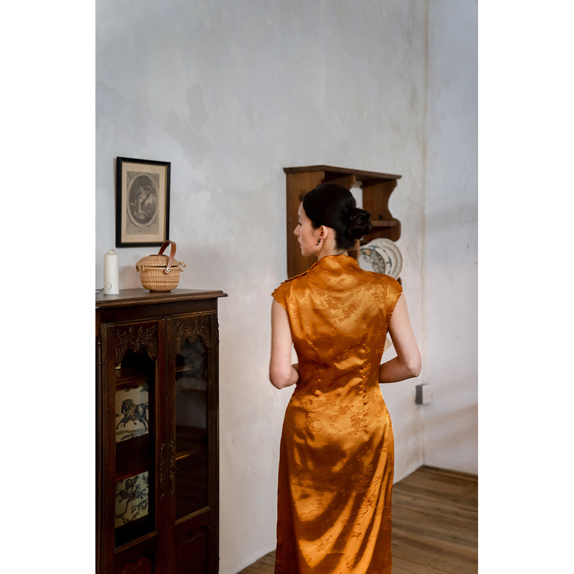 amber high collar jacquard satin cheongsam slim dress