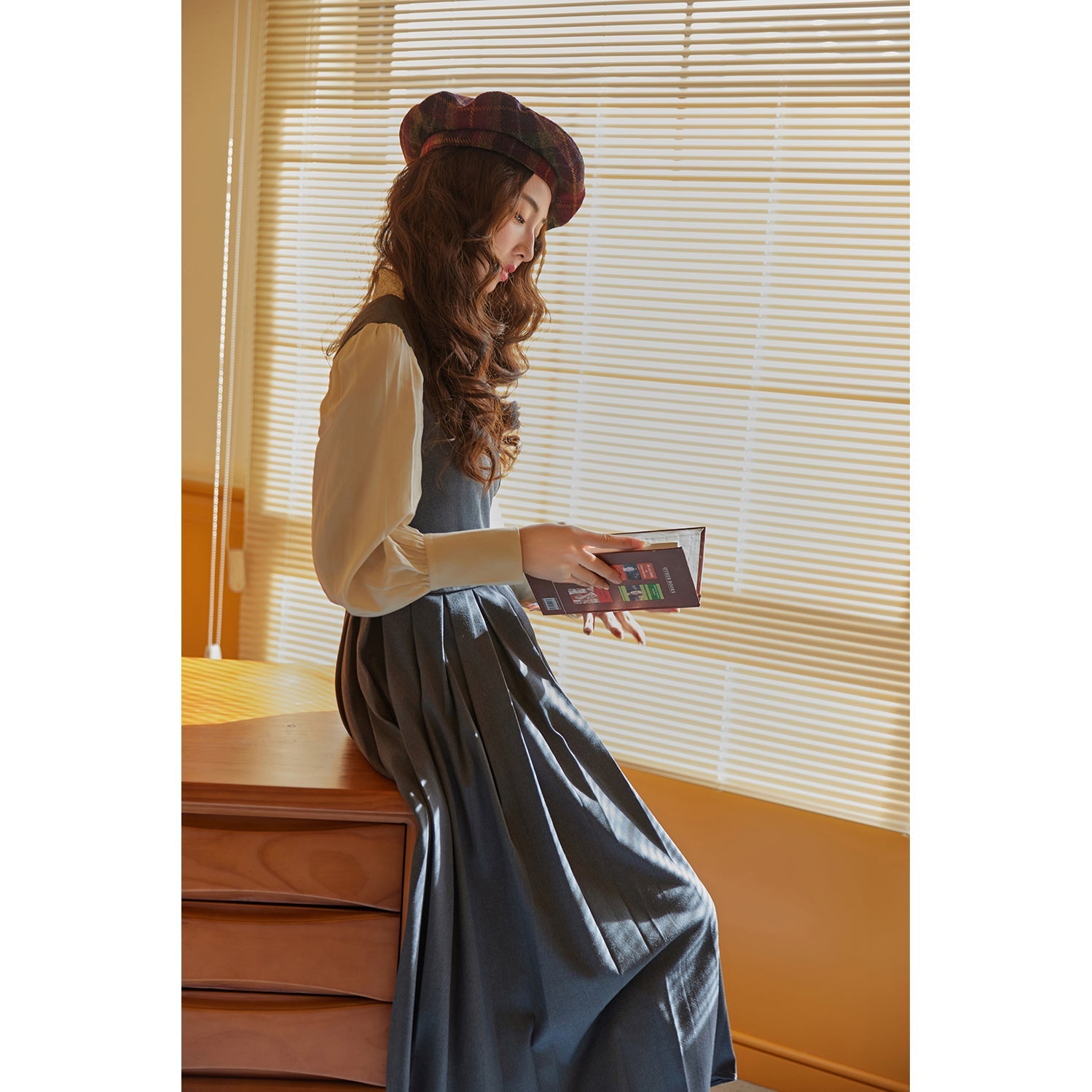 classical pleated jumper skirt