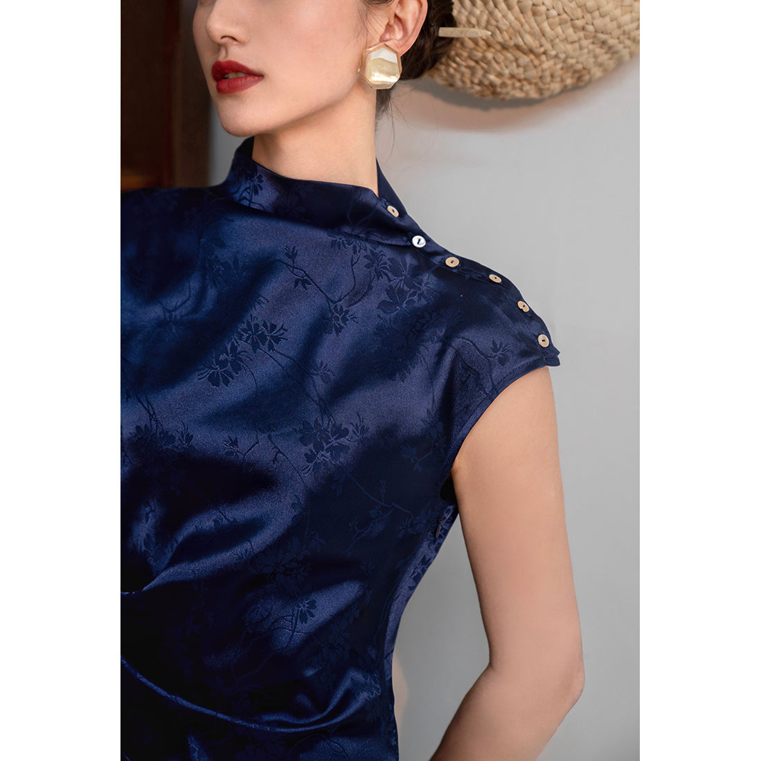 Cyanosis high collar jacquard satin cheongsam slim dress