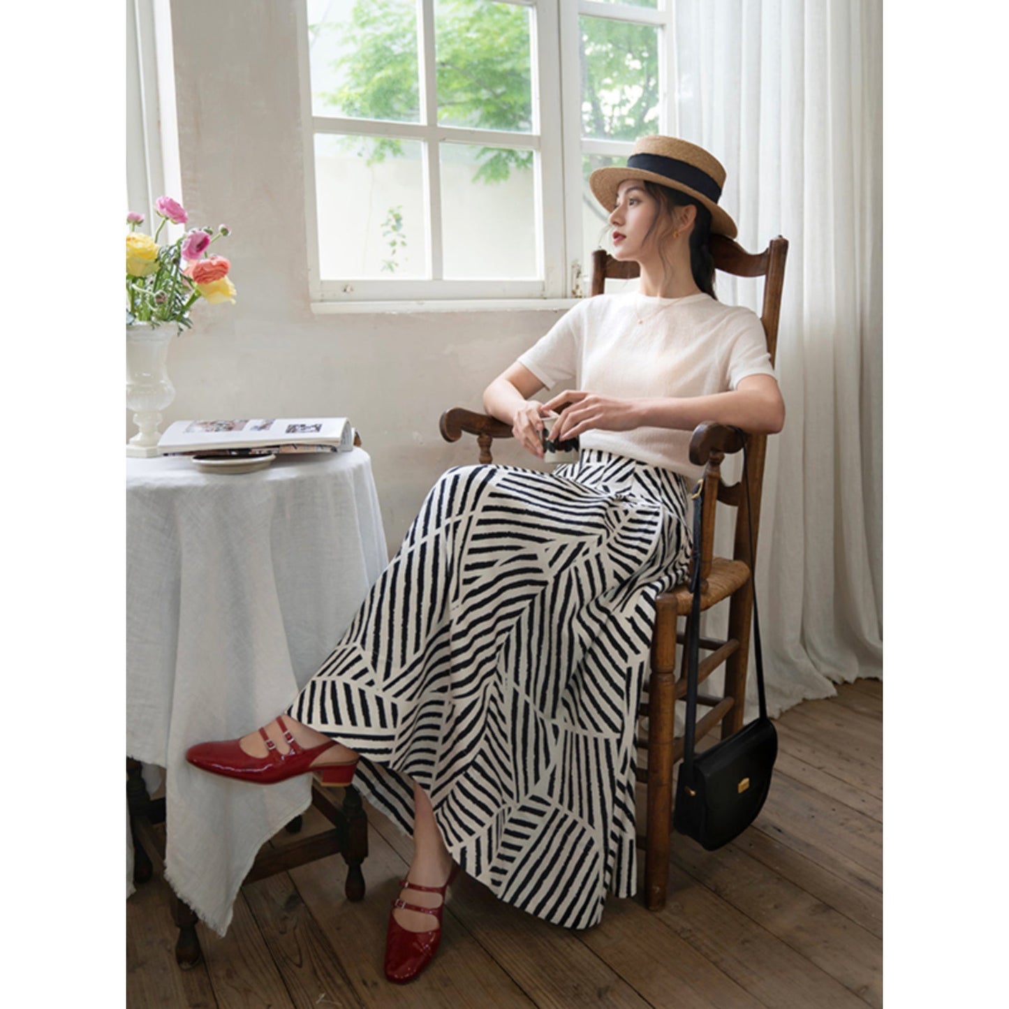 black and white geometric pattern large swing skirt