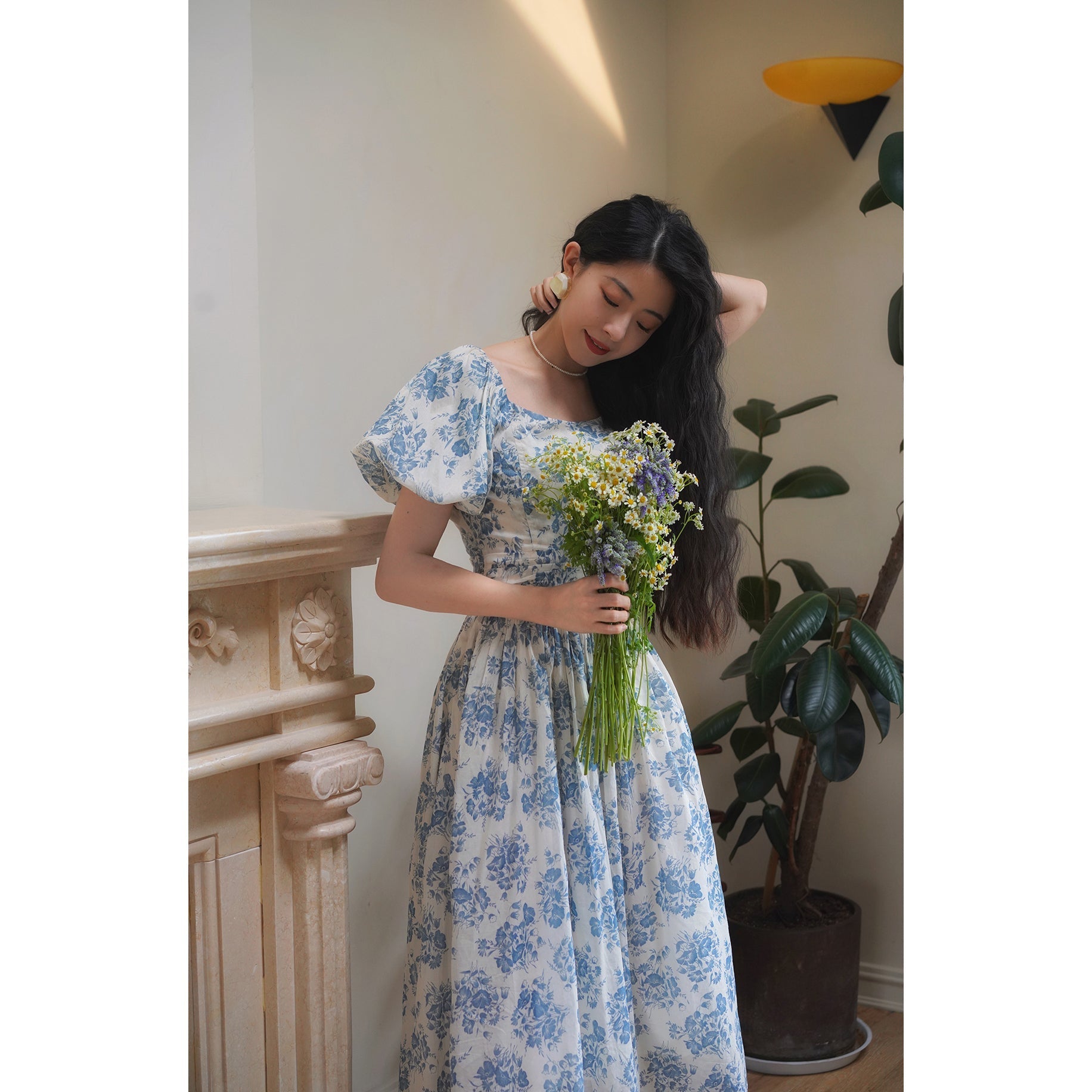 Blue ink flower pattern retro dress