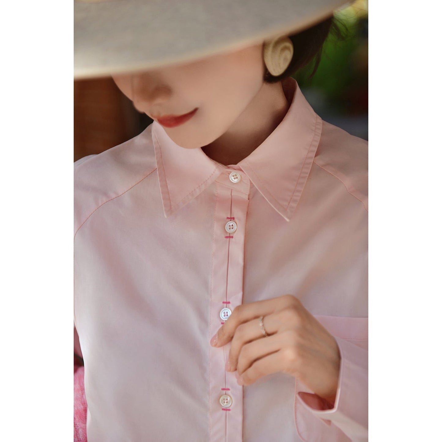 Western lady's embroidered simple shirt