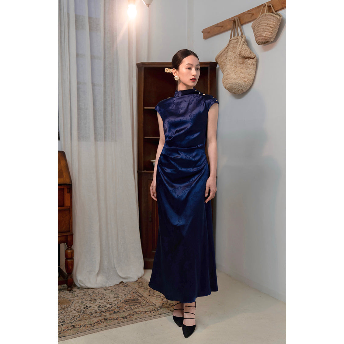 Cyanosis high collar jacquard satin cheongsam slim dress