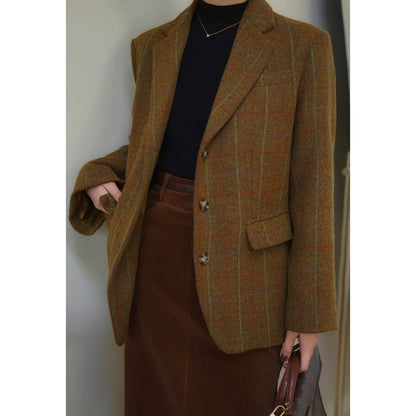 Mannish plaid retro wool jacket and wool skirt