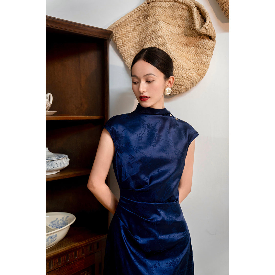 Cyanosis high collar jacquard satin cheongsam slim dress