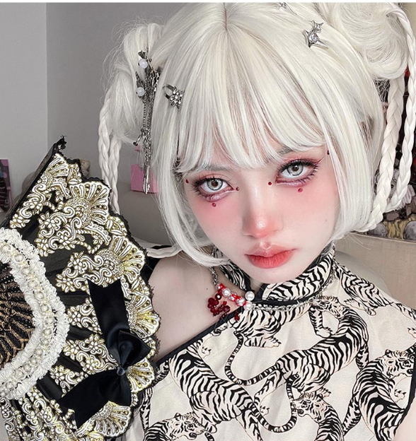 Pippi Palace - Elegant Off-White Short Lolita Wig