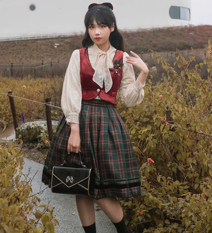 Miss Point - Ode to Joy - Elegant Lolita Winter Velvet Vest Customized