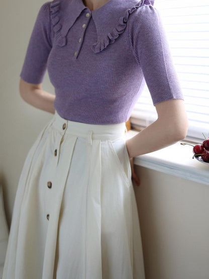 Ivory-colored lady's denim skirt