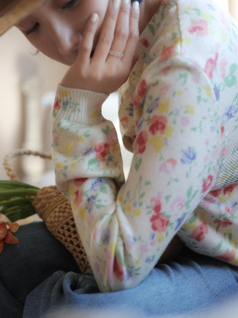 Watercolor flower knit cardigan