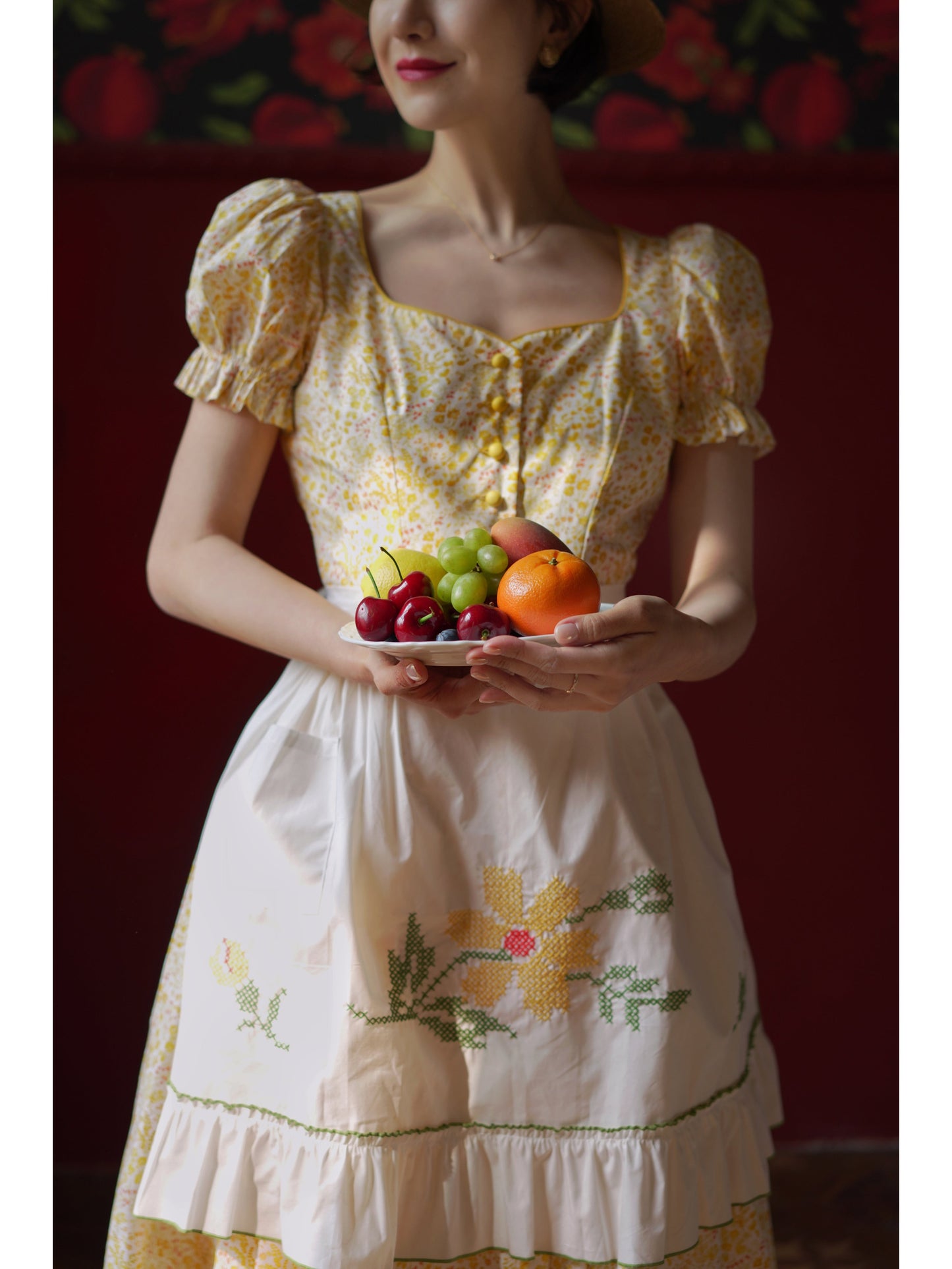 Yellow flower retro dress and embroidered apron