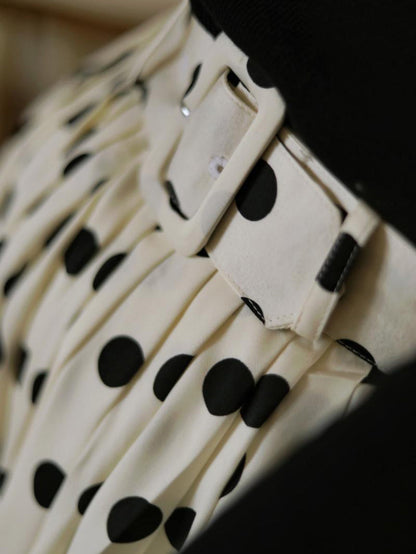 Polka Dot Pattern Umbrella Skirt of White Lady