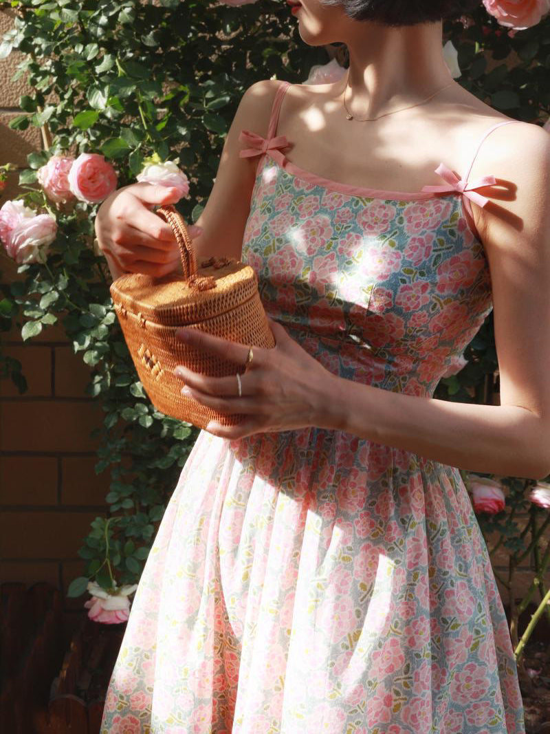 Baby Pink Flower Crowd Retro Camisole Dress