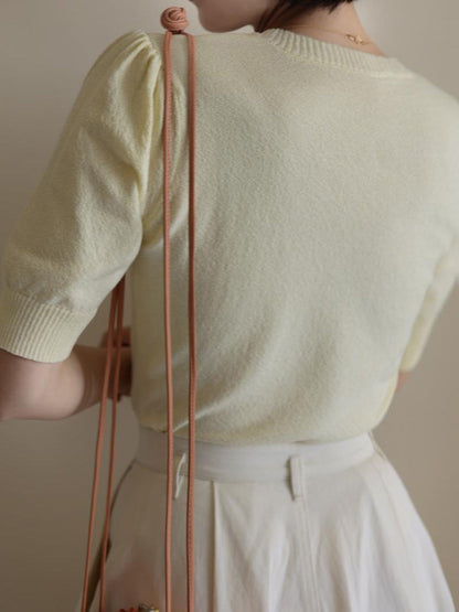 Ivory-colored lady's denim skirt