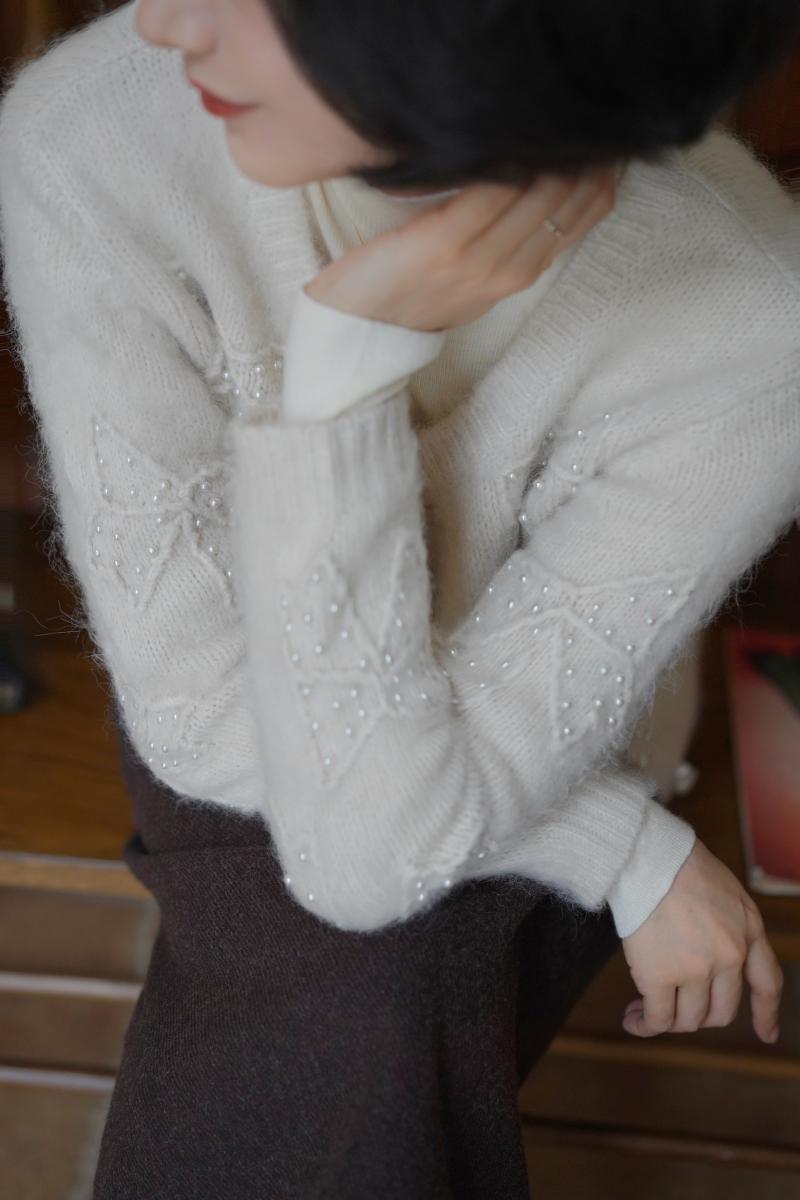 Embroidered mohair cardigan with bow