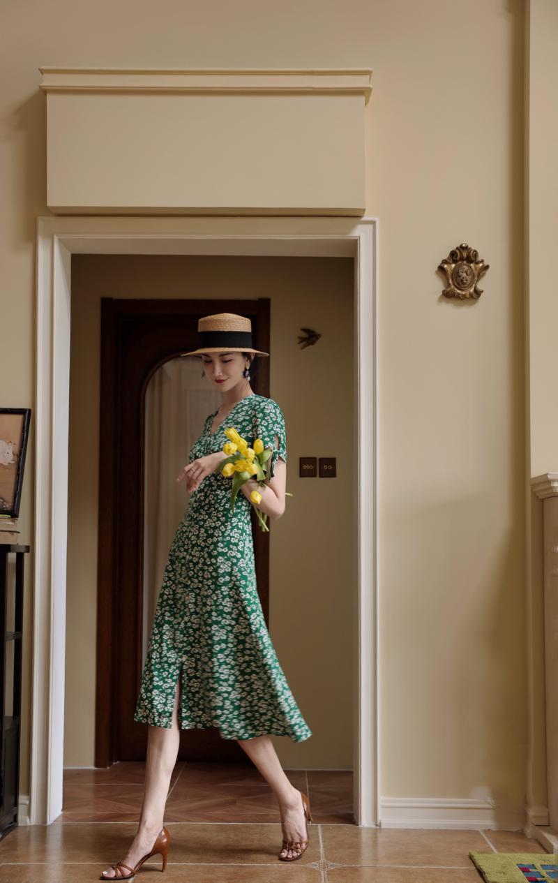 Green Bouquet French Retro Dress