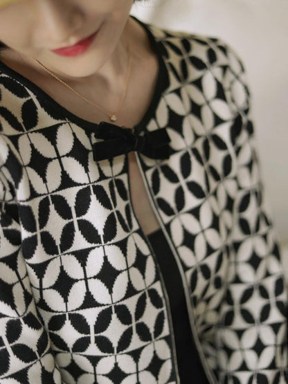 Geometric pattern classical cardigan