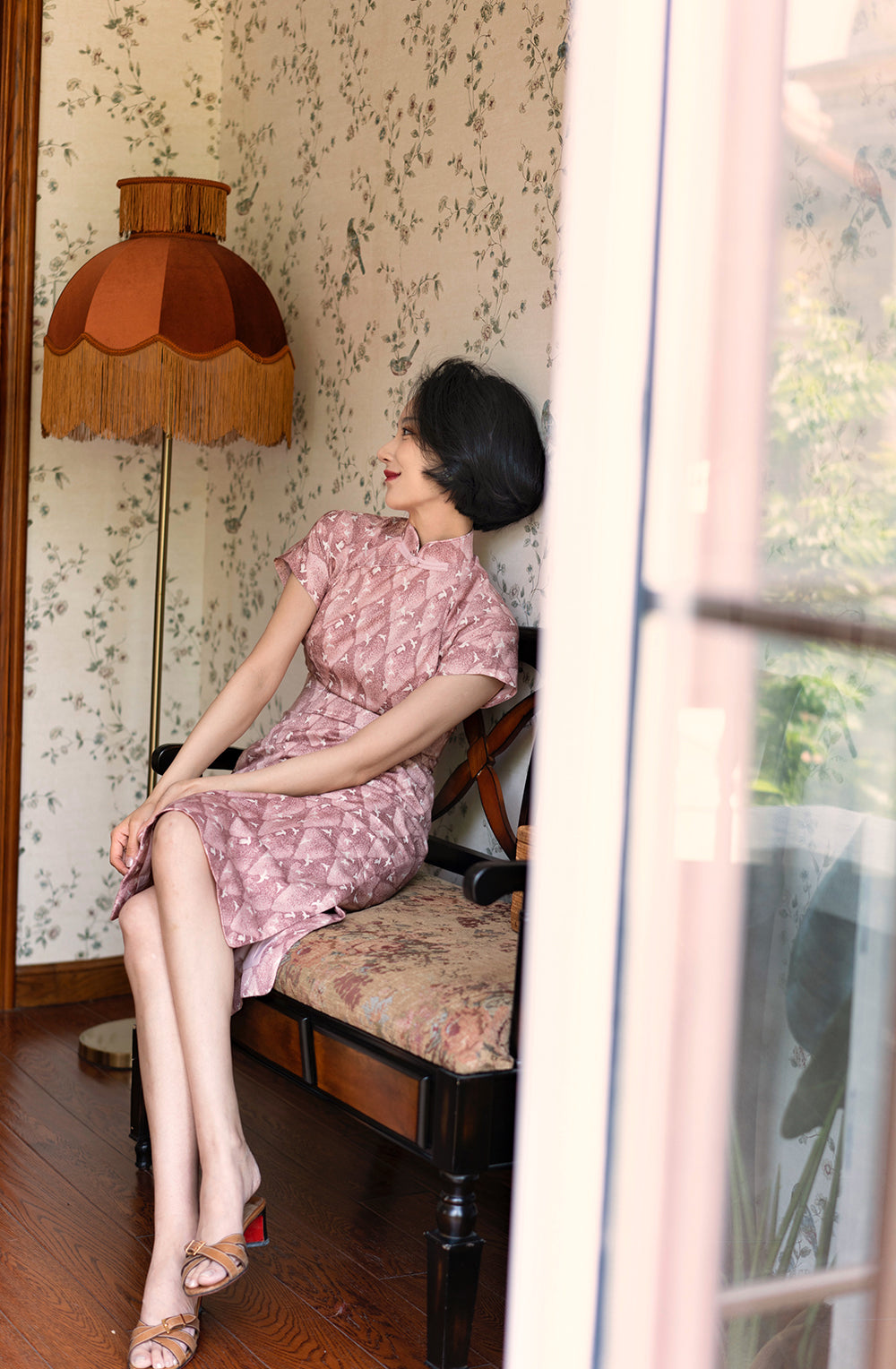 Pale crimson bird cheongsam dress