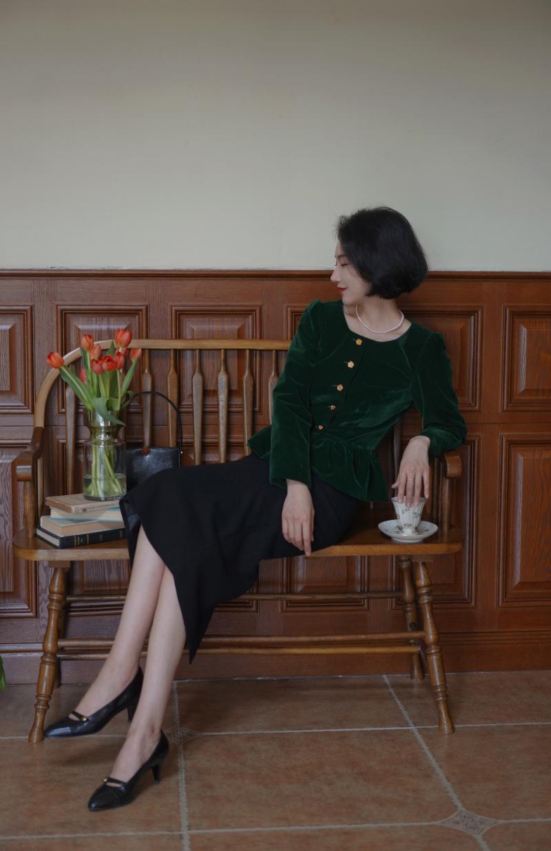 Ink Green Lady Velvet Short Jacket