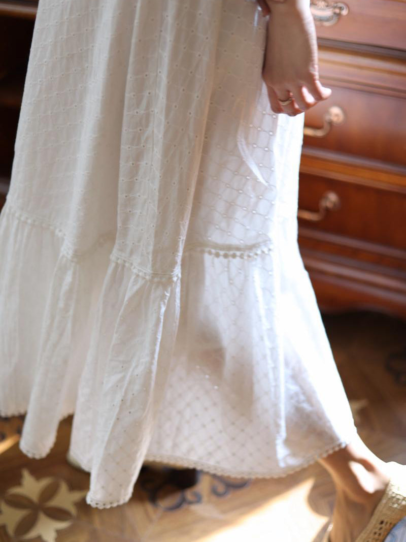 Lady Embroidered Vintage Dress