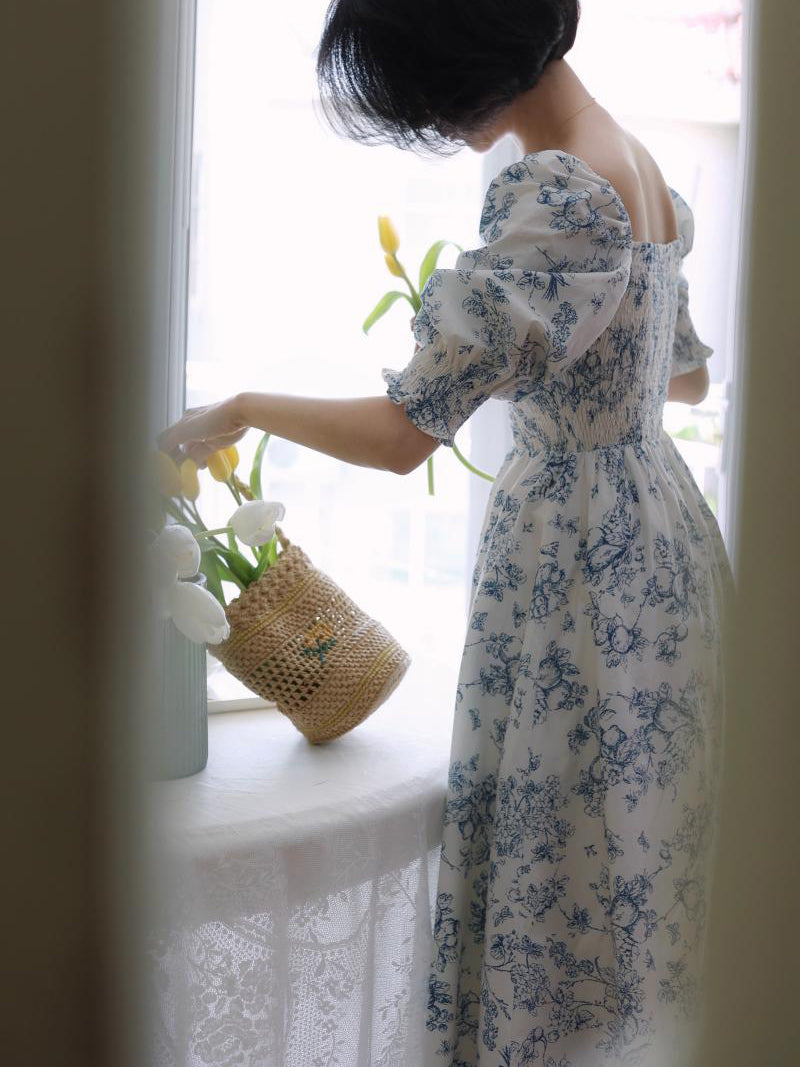 Blue indigo flower pattern retro dress