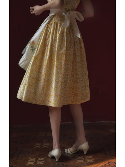 Yellow flower retro dress and embroidered apron