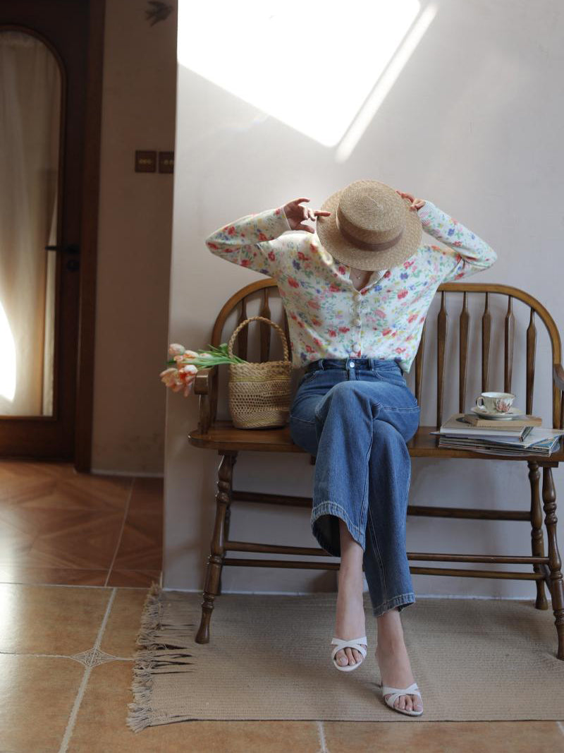 Watercolor flower knit cardigan