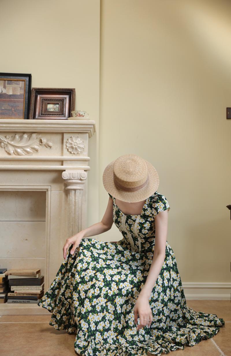 Dark Green Flower Crowd Hepburn Dress