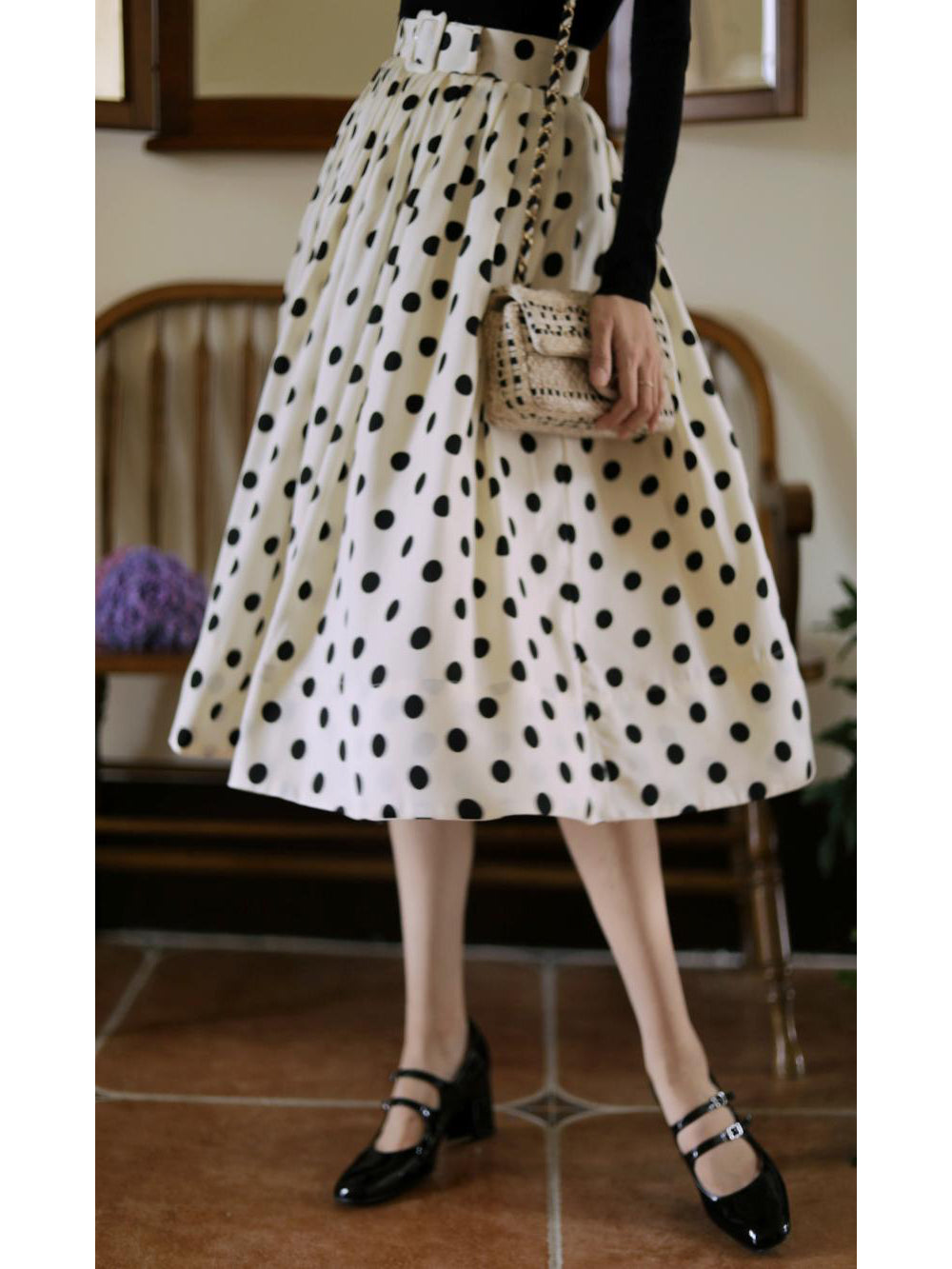 Polka Dot Pattern Umbrella Skirt of White Lady