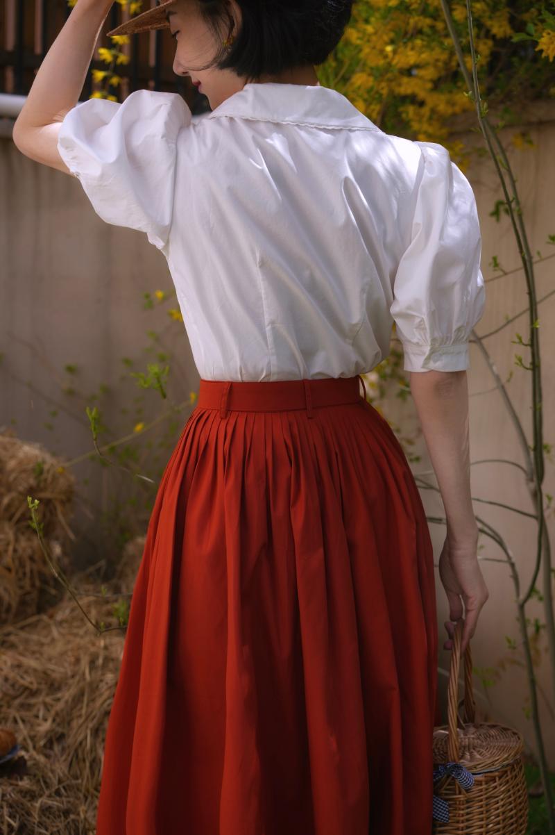 red bouquet medieval embroidery blouse