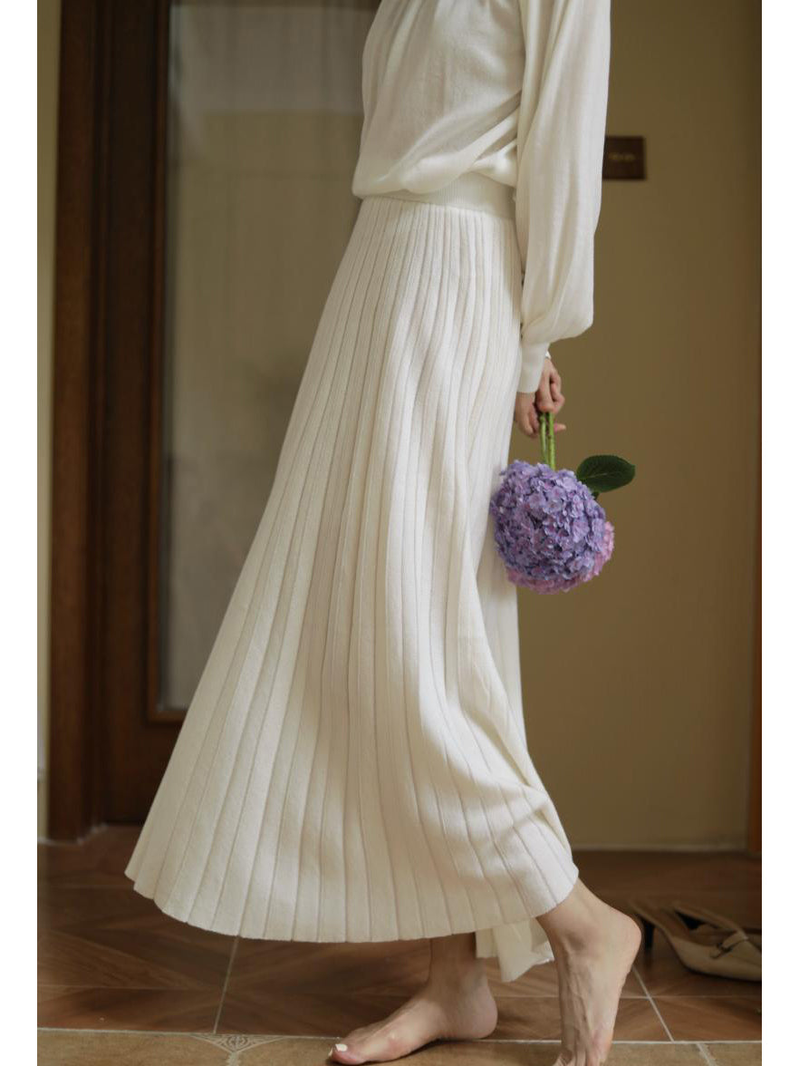 Paris high neck knit and pleated knit long skirt