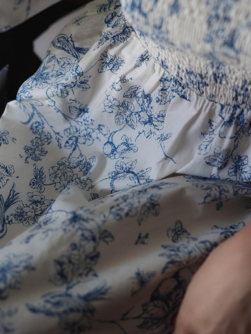 Blue indigo flower pattern retro dress