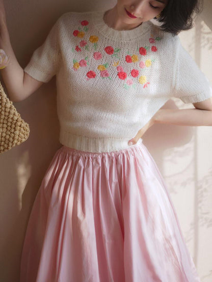 Blooming embroidery slim knit