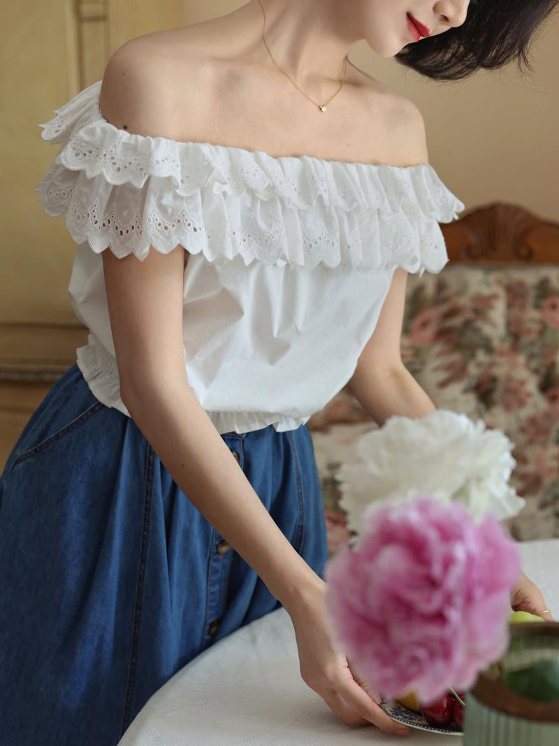 Pure white embroidery off-shoulder blouse