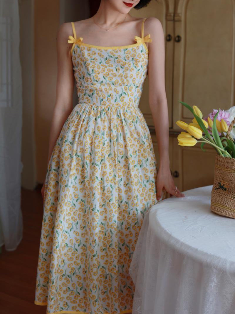 Wisteria Bouquet Retro Camisole Dress