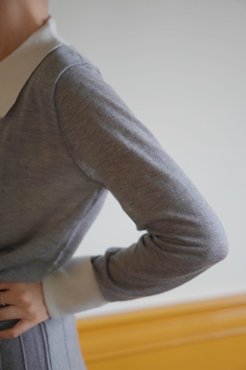 Lady's Gray Knit Cardigan Top