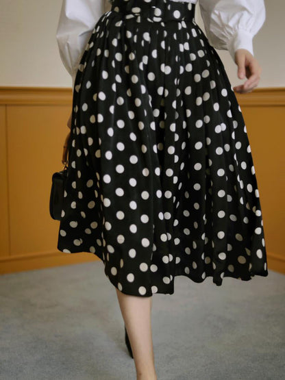 Black lady polka dot umbrella skirt