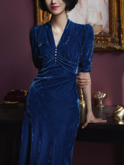 blue lady velvet dress