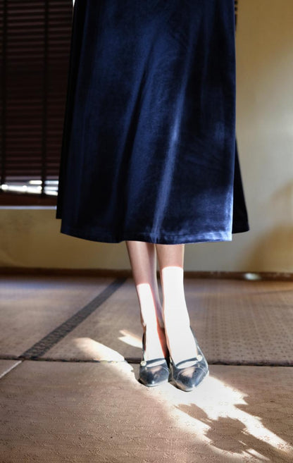 Dark blue lady velvet dress