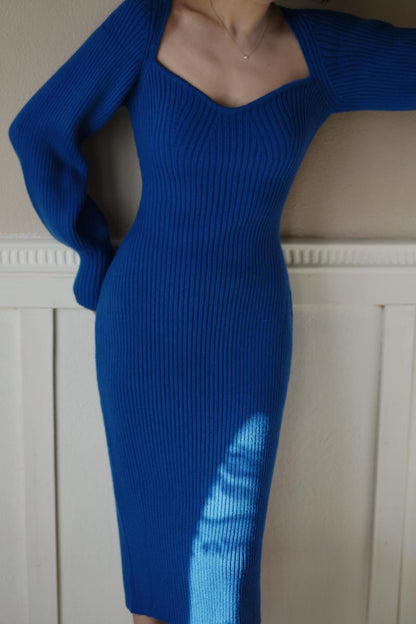 blue lady knit dress