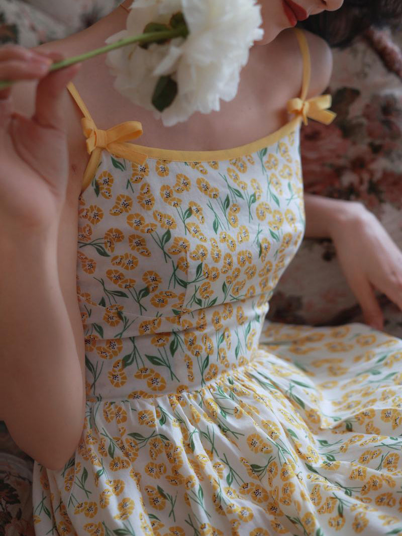 Wisteria Bouquet Retro Camisole Dress