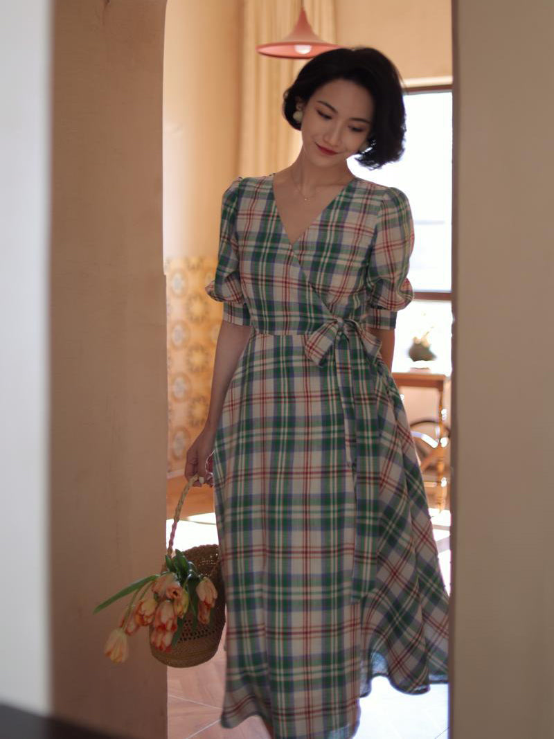 Green red plaid retro dress