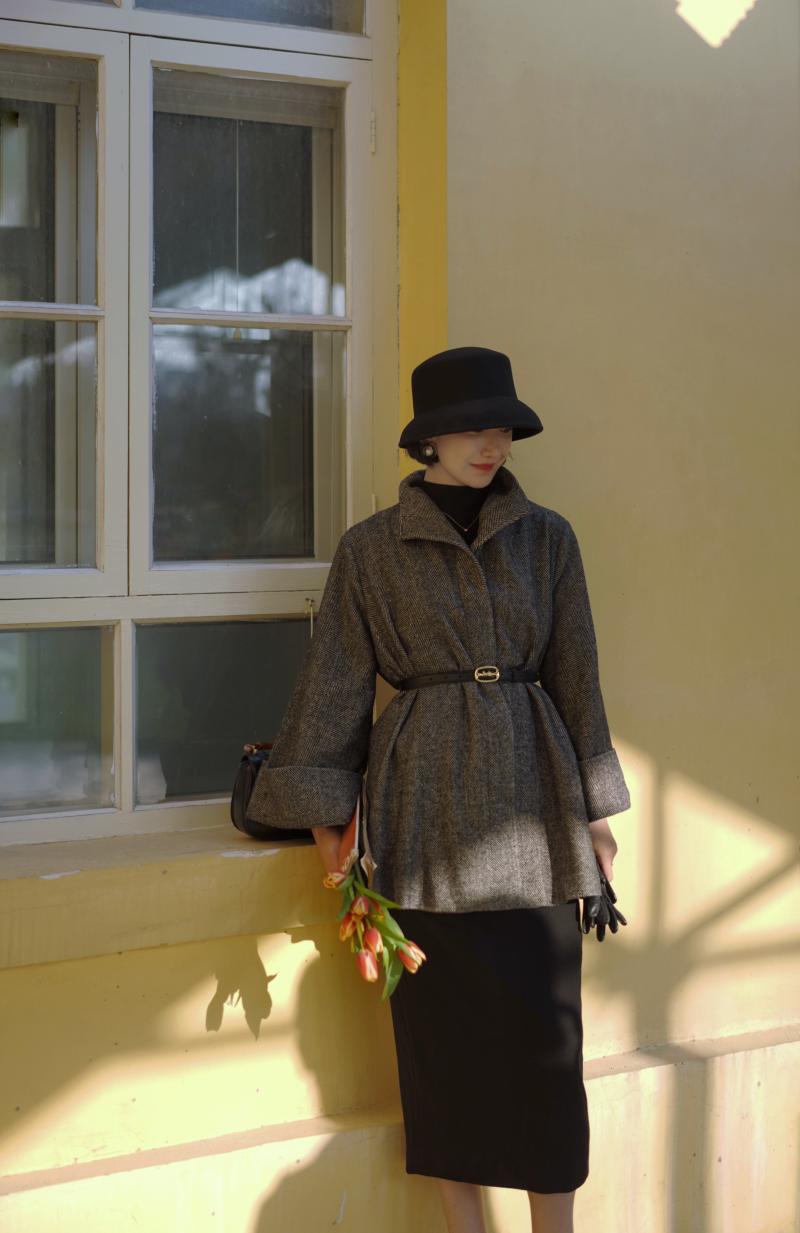 Black lady herringbone wool coat