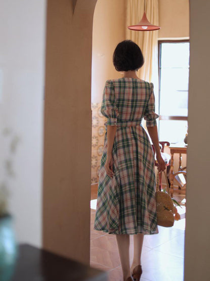 Green red plaid retro dress