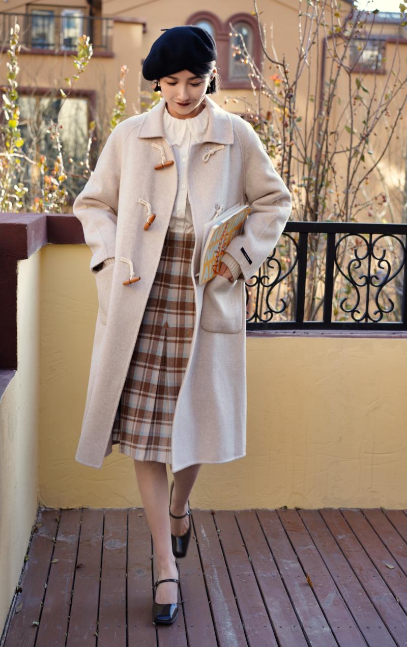 Light brown plaid classical pleated skirt