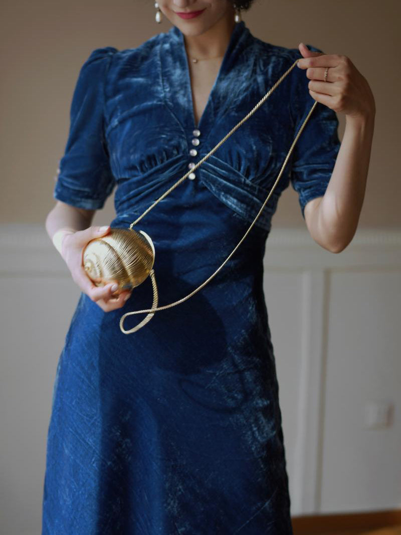 blue lady velvet dress