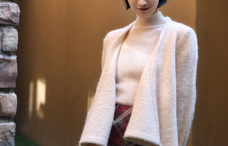 Lady Wool Knit Cardigan