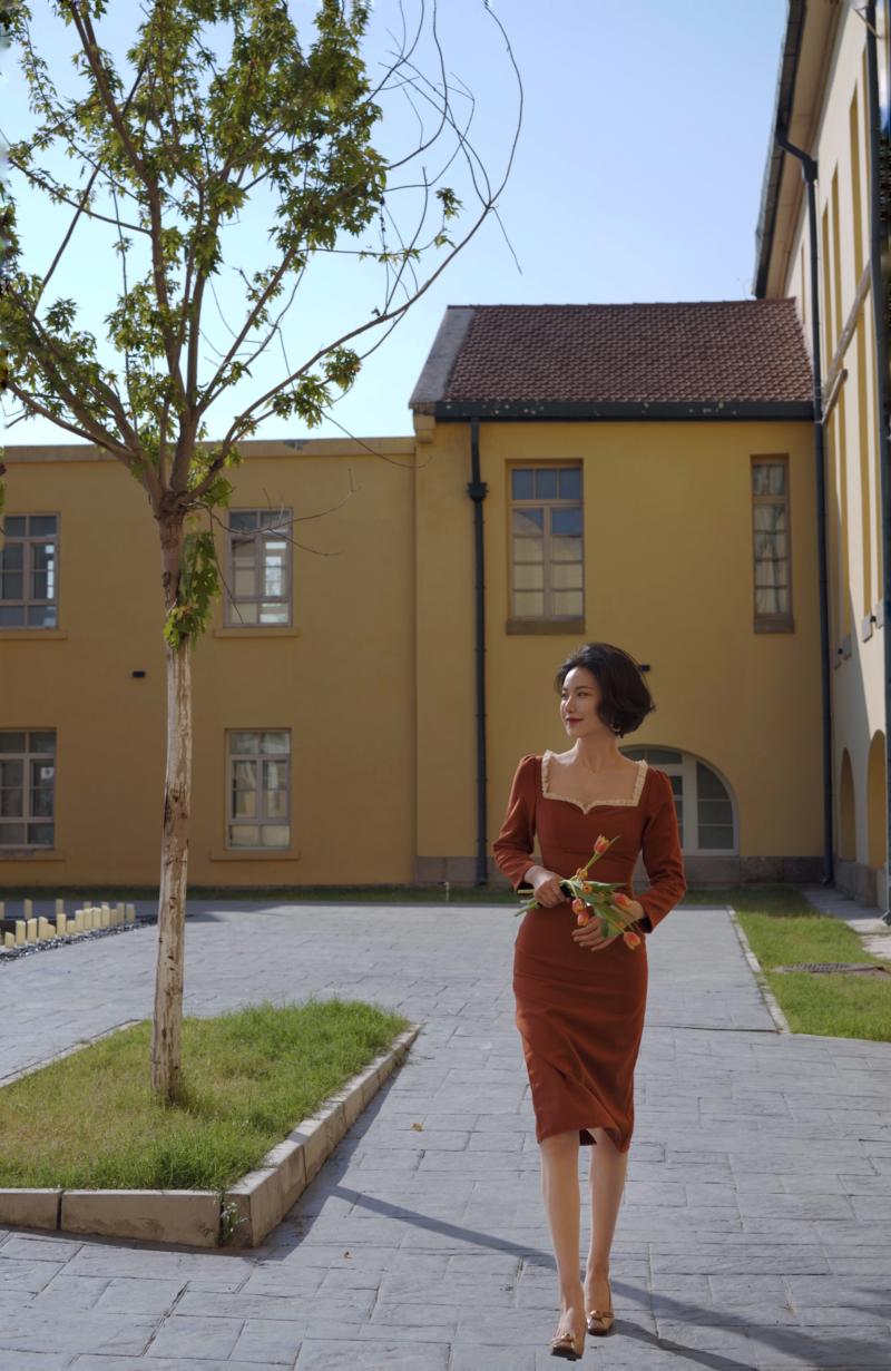 Orange Lady Classical Dress