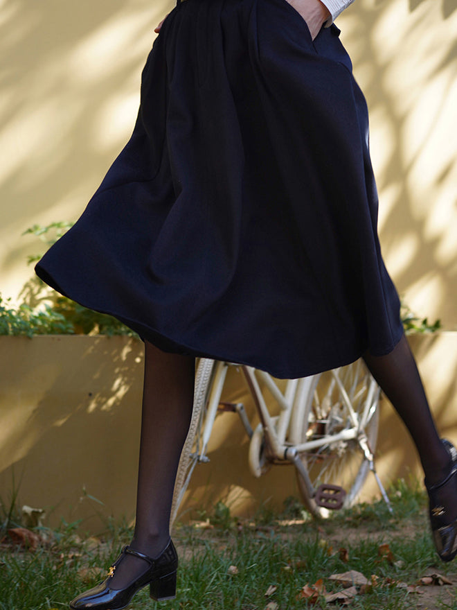 Dark blue lady retro umbrella skirt