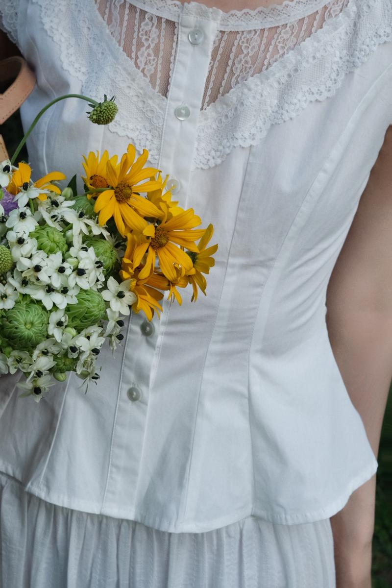 Pure white embroidered flare French blouse